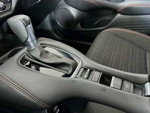 Used 2025 Honda HR-V Sport image 25