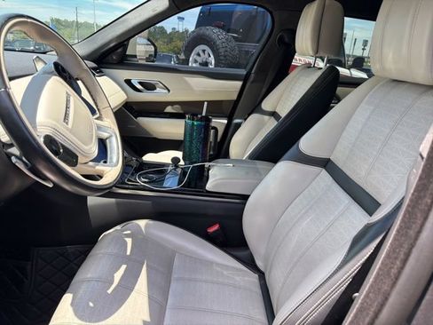 Used 2018 Land Rover Range Rover Velar R-Dynamic HSE AWD/4WD image 9
