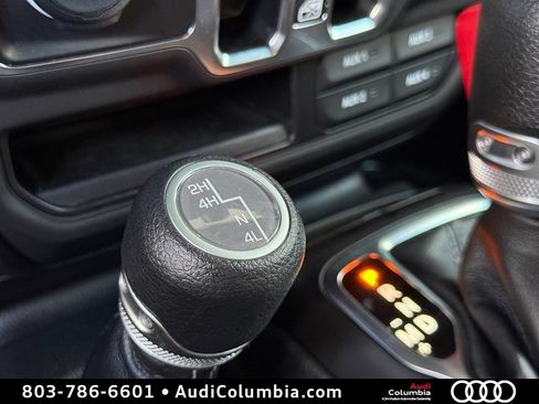 Used 2024 Jeep Wrangler Unlimited Sport AWD/4WD image 5