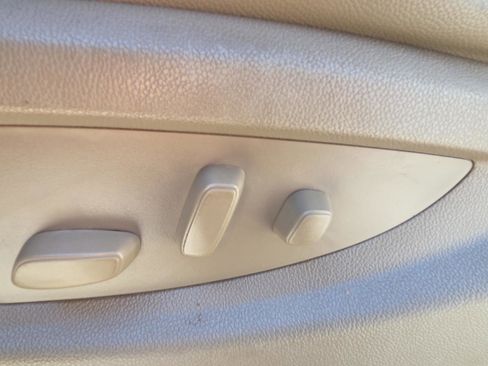 Used 2018 Chevrolet Silverado 2500 LTZ w/ Duramax Plus Package image 32