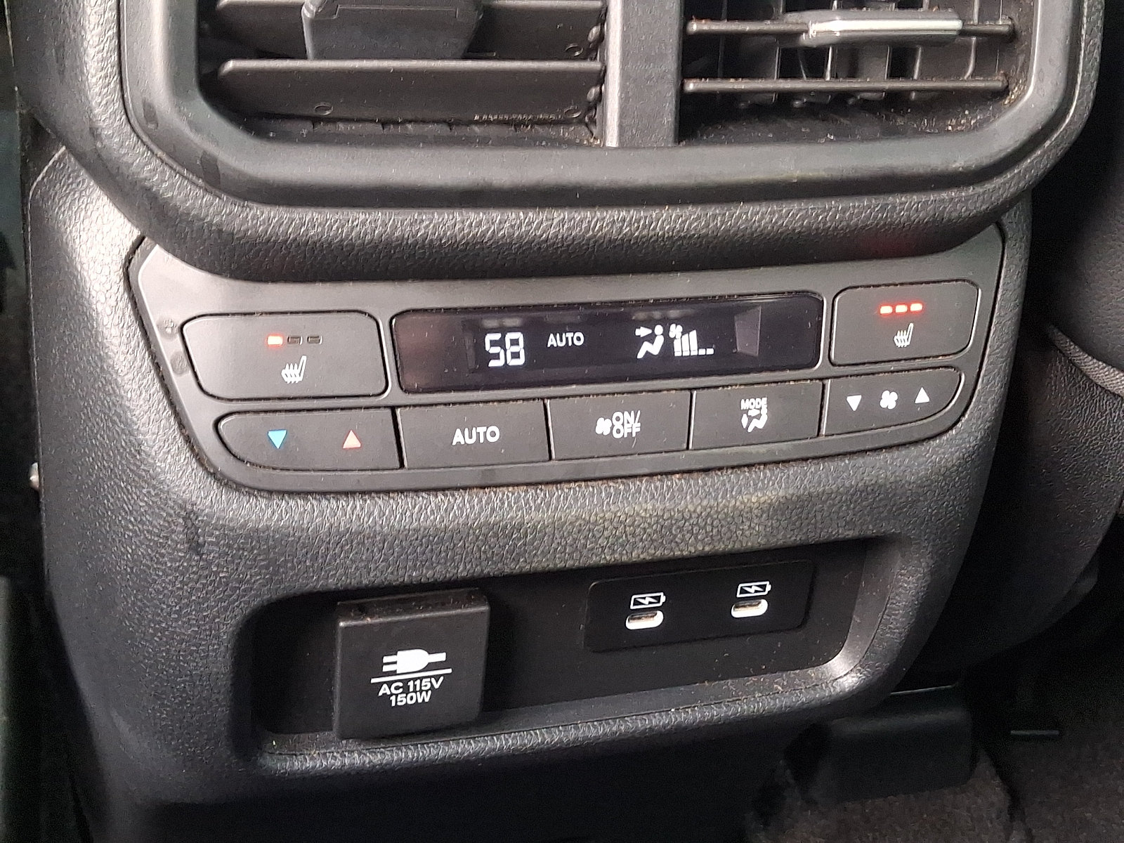 Used 2026 Honda Pilot Elite image 12