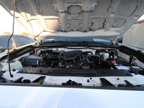 Used 2020 Toyota Tacoma SR image 33