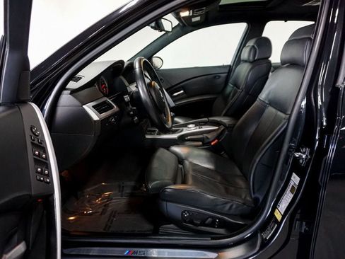 Used 2007 BMW M5 RWD image 7