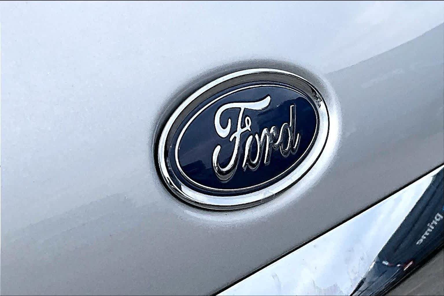 Used 2020 Ford EcoSport Titanium AWD/4WD image 32
