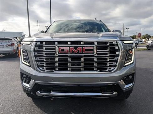 New 2026 GMC Yukon XL Denali AWD/4WD image 9
