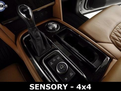 Used 2024 INFINITI QX80 Sensory image 34