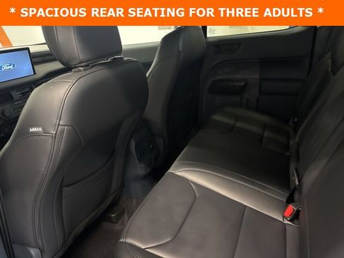 New 2025 Ford Maverick Lariat w/ Black Appearance Package image 30