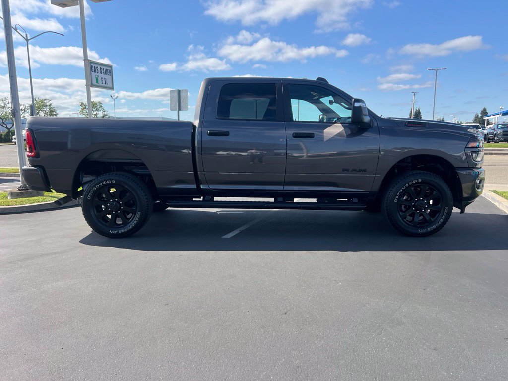 Used 2025 RAM 2500 Big Horn AWD/4WD image 13