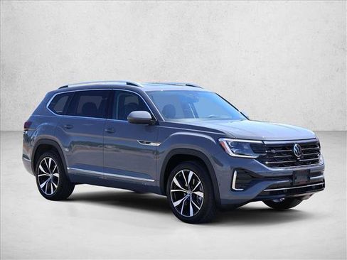 Used 2026 Volkswagen Atlas SEL Premium R-Line AWD/4WD image 3