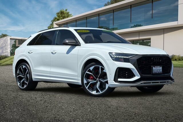 Used 2021 Audi RS Q8 w/ Carbon Optic Package AWD/4WD image 2