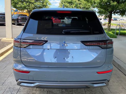 New 2026 Mitsubishi Outlander SE AWD/4WD image 6