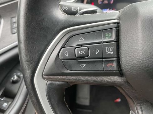 Used 2021 Jeep Grand Cherokee L Limited AWD/4WD image 29