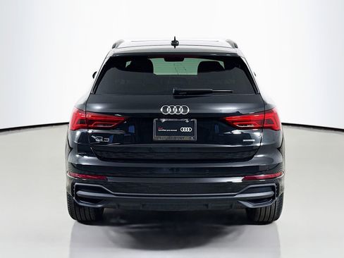 Certified 2025 Audi Q3 2.0T Premium w/ Convenience Package image 10