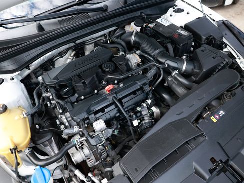 Used 2022 Kia K5 GT-Line image 53