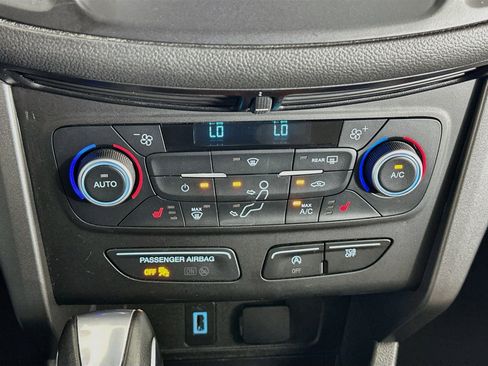 Used 2019 Ford Escape SEL FWD image 22