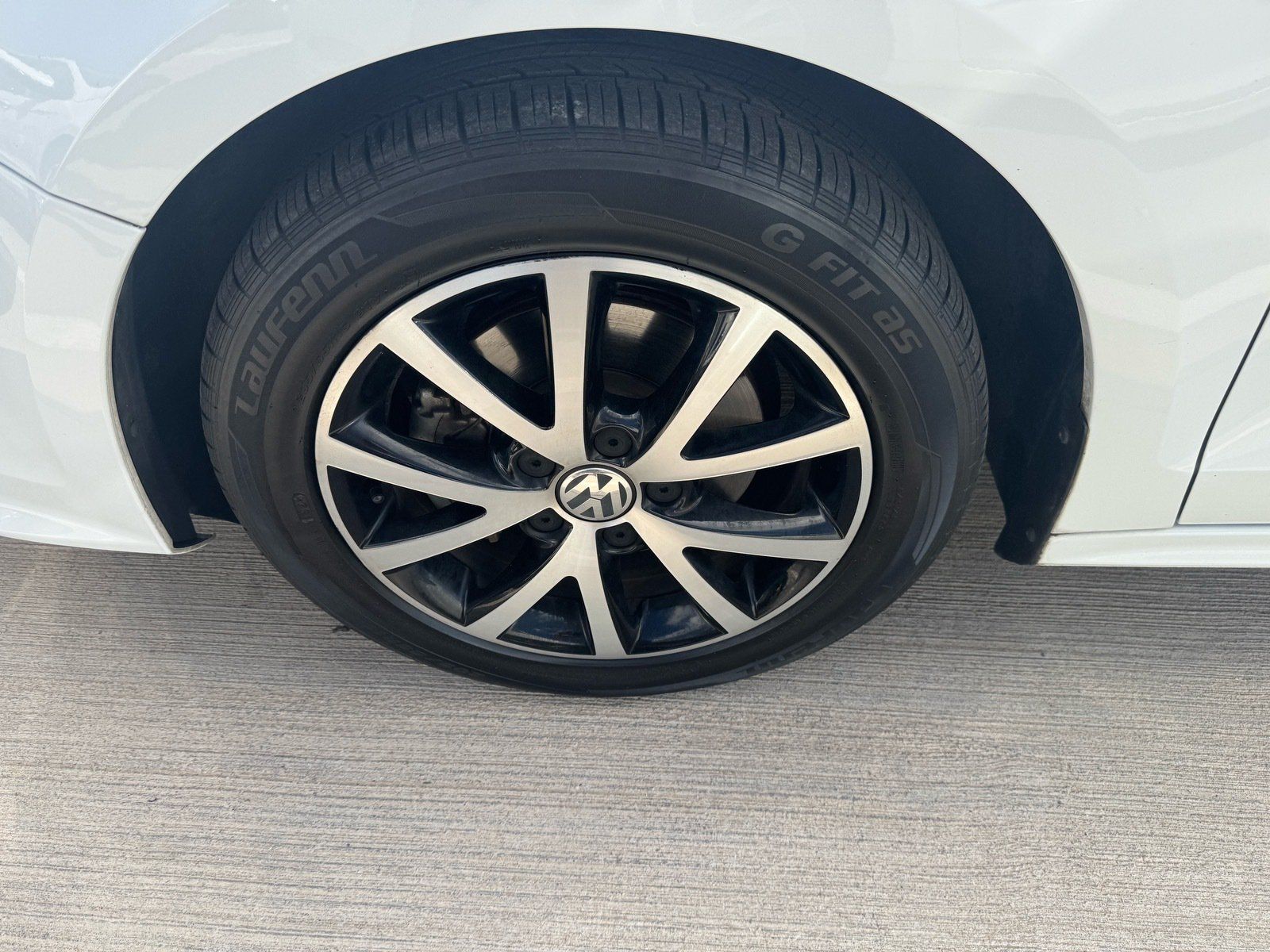 Used 2017 Volkswagen Jetta SE FWD image 7