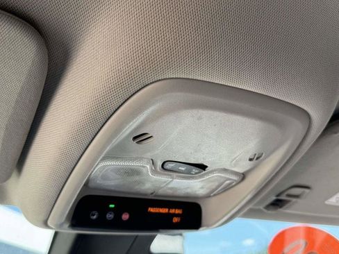 Used 2020 Buick Encore GX Select image 28