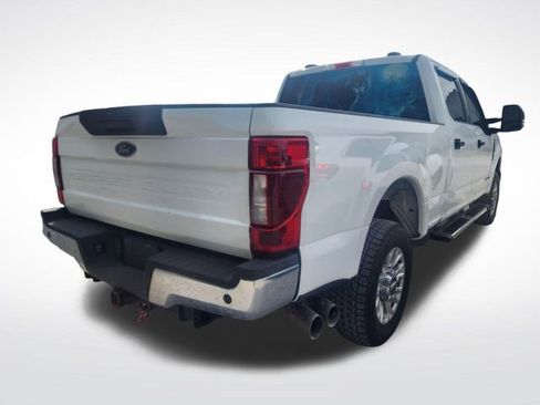 Used 2022 Ford F250 XLT w/ XLT Value Package AWD/4WD image 2