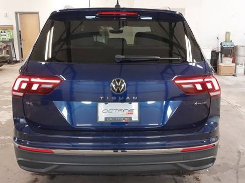 Used 2022 Volkswagen Tiguan SE AWD/4WD image 30