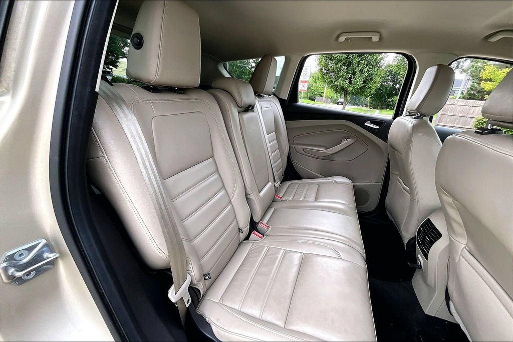 Used 2018 Ford Escape SEL AWD/4WD image 29
