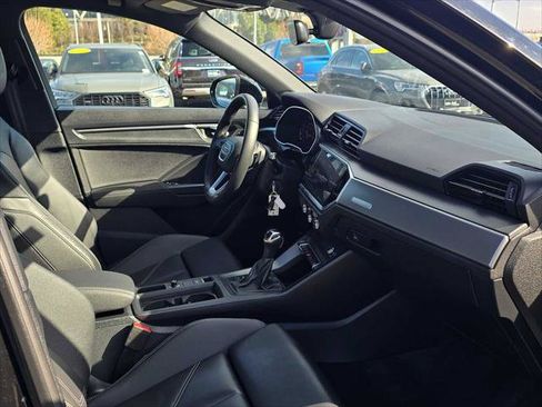 Used 2025 Audi Q3 2.0T Premium w/ Black Optic Sport Package AWD/4WD image 12