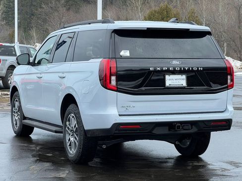 New 2026 Ford Expedition Active image 44