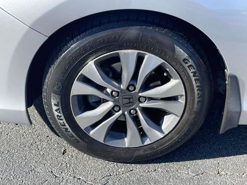 Used 2013 Honda Accord LX image 9