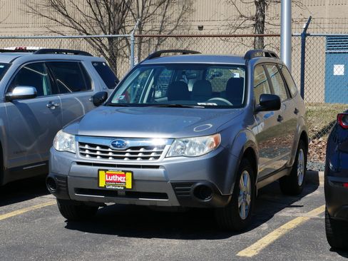 Used 2011 Subaru Forester 2.5X w/ Alloy Wheel Value Pkg AWD/4WD image 3