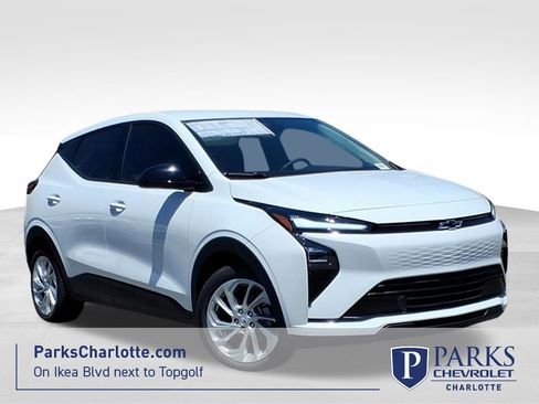 New 2027 Chevrolet Bolt LT FWD image 1
