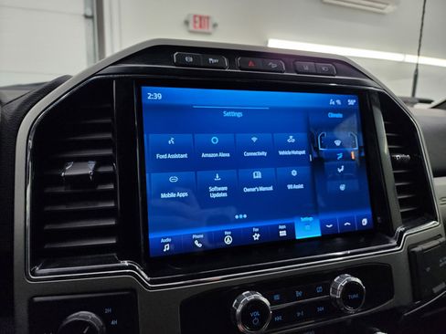 Used 2022 Ford F250 Lariat w/ Lariat Value Package image 55