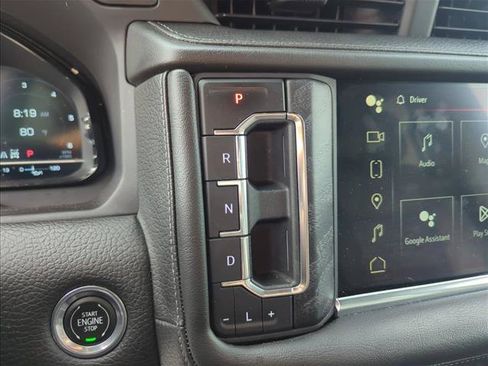 Used 2023 GMC Yukon XL Denali AWD/4WD image 18