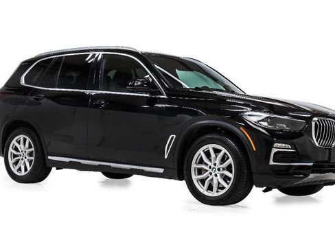 Used 2021 BMW X5 xDrive40i w/ Parking Assistance Package AWD/4WD image 1