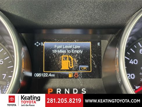 Used 2020 Ford Mustang GT Premium w/ Black Accent Package RWD image 21