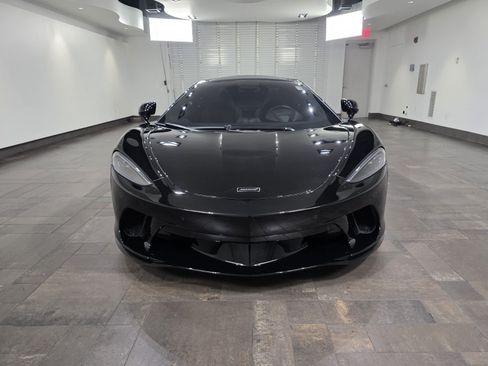 Used 2023 McLaren GT RWD image 2
