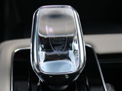 New 2026 Volvo XC90 B5 Core AWD/4WD image 20