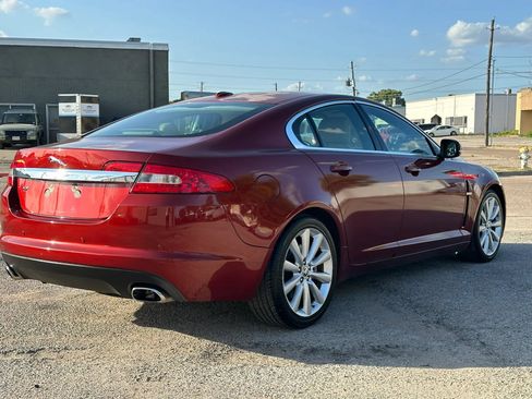 Used 2011 Jaguar XF RWD image 7