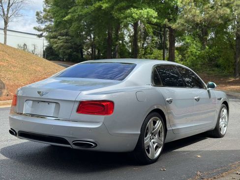 Used 2014 Bentley Flying Spur W12 image 20