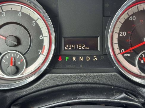 Used 2017 Dodge Grand Caravan SE w/ Power Window Group FWD image 28