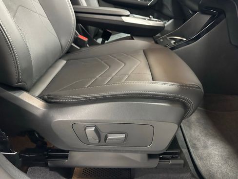 Used 2025 BMW X1 xDrive28i image 52