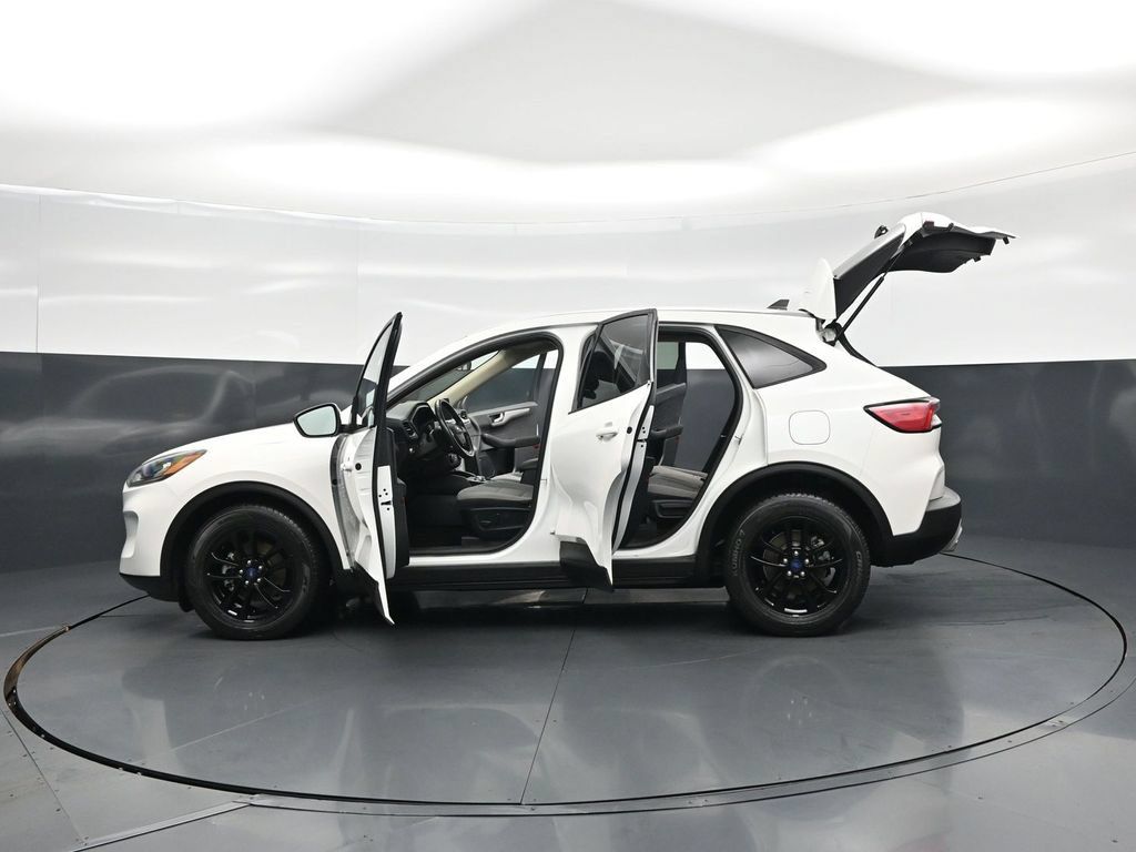 Used 2020 Ford Escape SE Sport FWD image 36