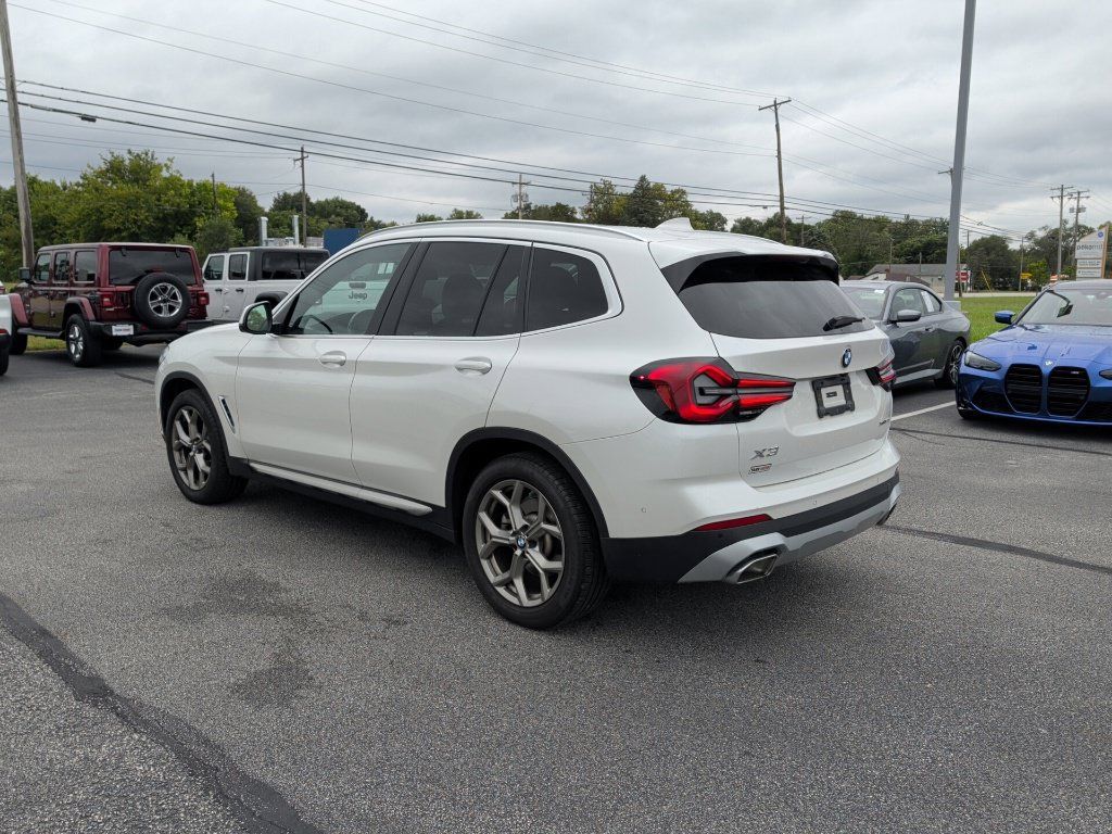 Used 2024 BMW X3 xDrive30i w/ Premium Package AWD/4WD image 4