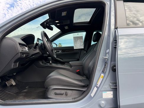 Used 2025 Honda Civic Sport Touring image 3