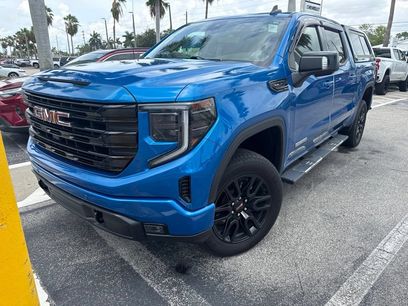 Used 2024 GMC Sierra 1500 Elevation w/ Preferred Package