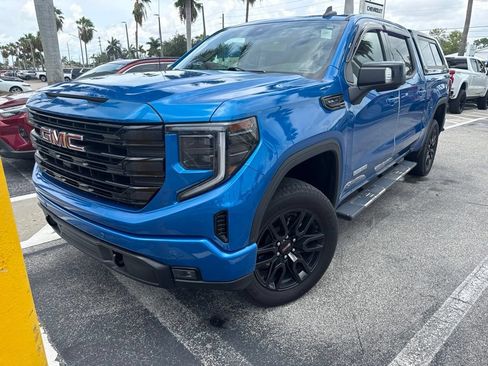 Used 2024 GMC Sierra 1500 Elevation w/ Preferred Package AWD/4WD image 1