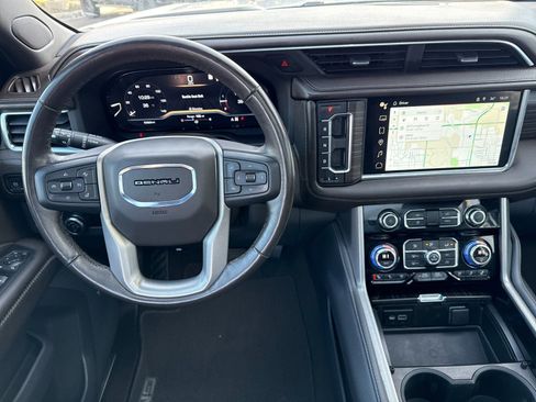 Used 2022 GMC Yukon Denali image 15