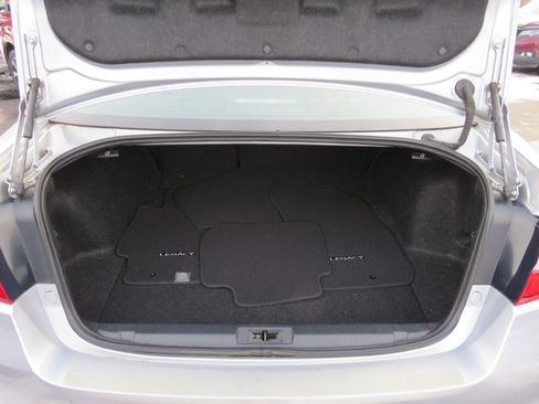 Used 2019 Subaru Legacy 2.5i Premium image 29
