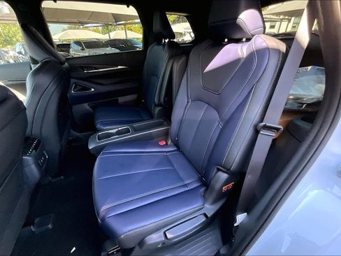 New 2026 INFINITI QX60 Sport image 14