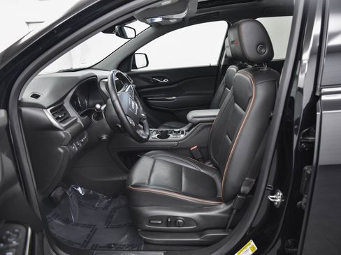 Used 2023 GMC Acadia AT4 image 11