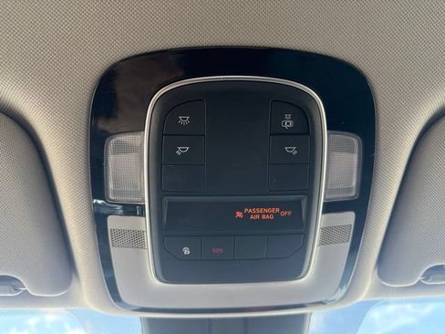 Used 2022 Hyundai Santa Fe SEL FWD image 33