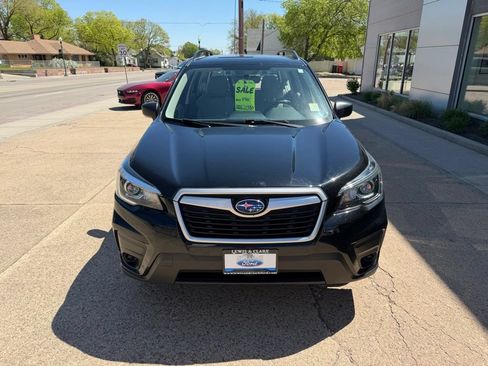 Used 2020 Subaru Forester w/ Alloy Wheel Package AWD/4WD image 2